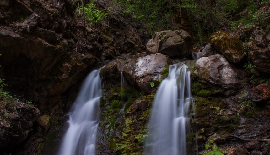Ζαγοροχώρια: Ένας φυσικός παράδεισος για καλοκαιρινές αποδράσεις στην Ήπειρο - 6 λόγοι για να τα επισκεφθείς. Ελατοχώρι στο Ανατολικό Ζαγόρι (photo credit: Γιώργος Βαγενάς)