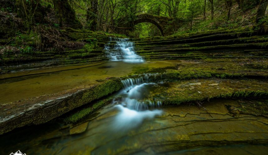 Ζαγοροχώρια: Ένας φυσικός παράδεισος για καλοκαιρινές αποδράσεις στην Ήπειρο - 6 λόγοι για να τα επισκεφθείς